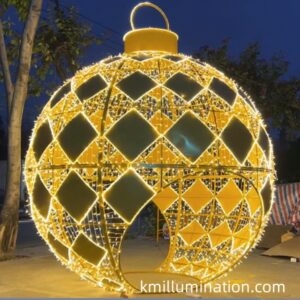 Christmas light ball Arch sculpture