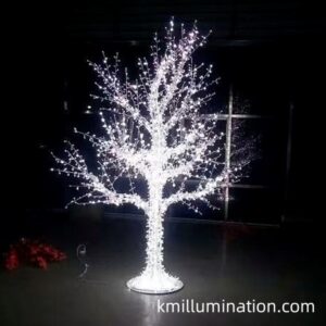 string lights tree