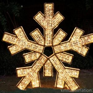 Large 3D snowflake motifs light