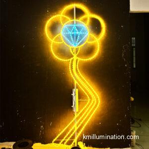 pole diamond festival light